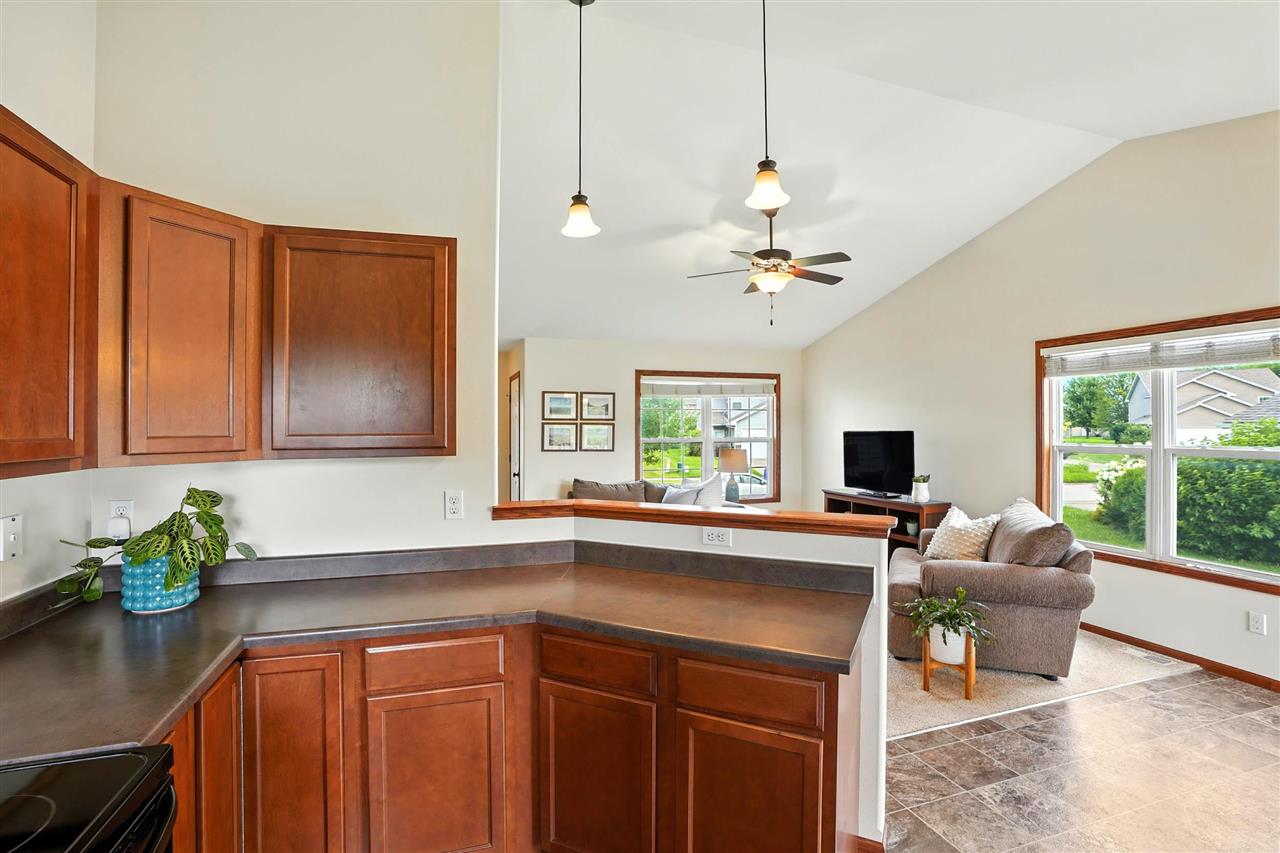 35 Thistle Ct