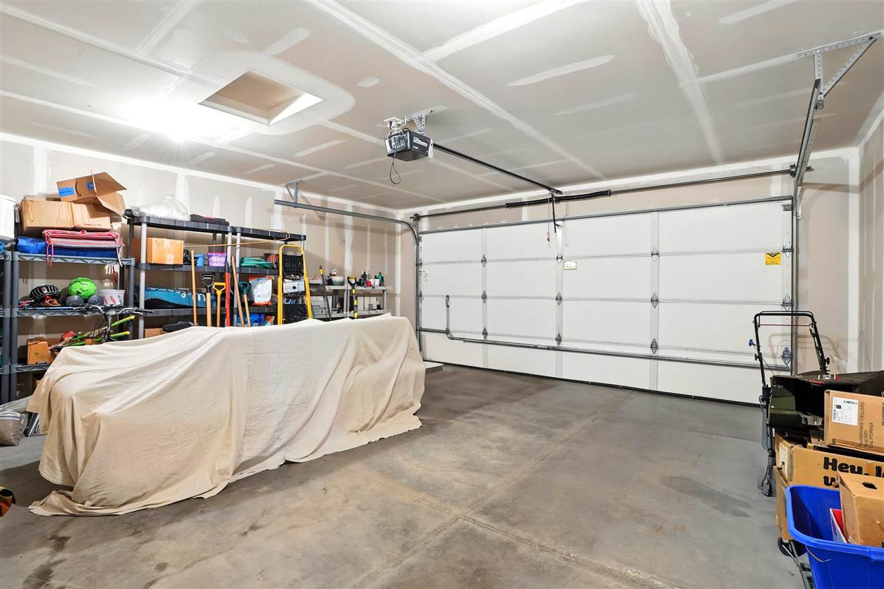 35 Thistle Ct