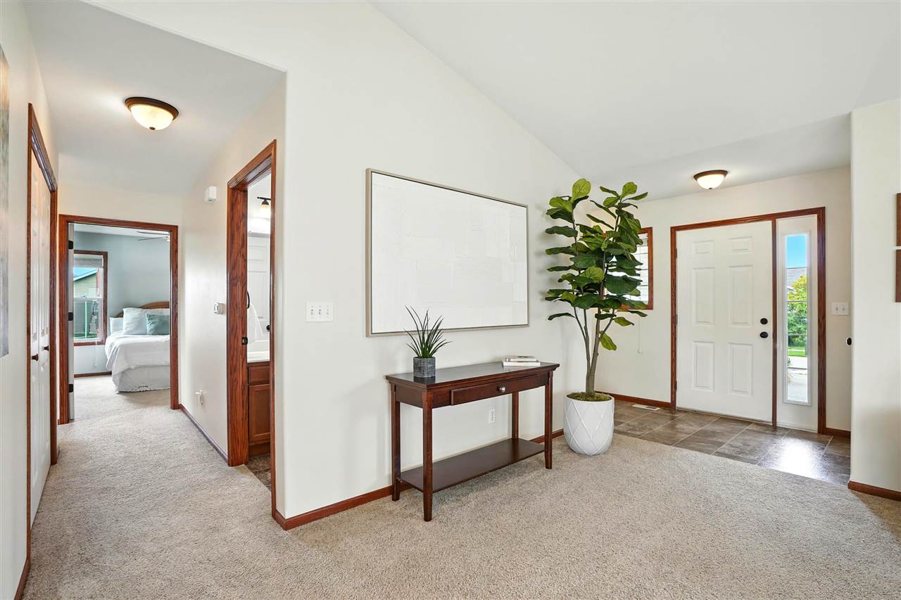 35 Thistle Ct