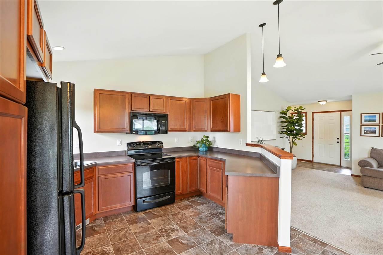 35 Thistle Ct