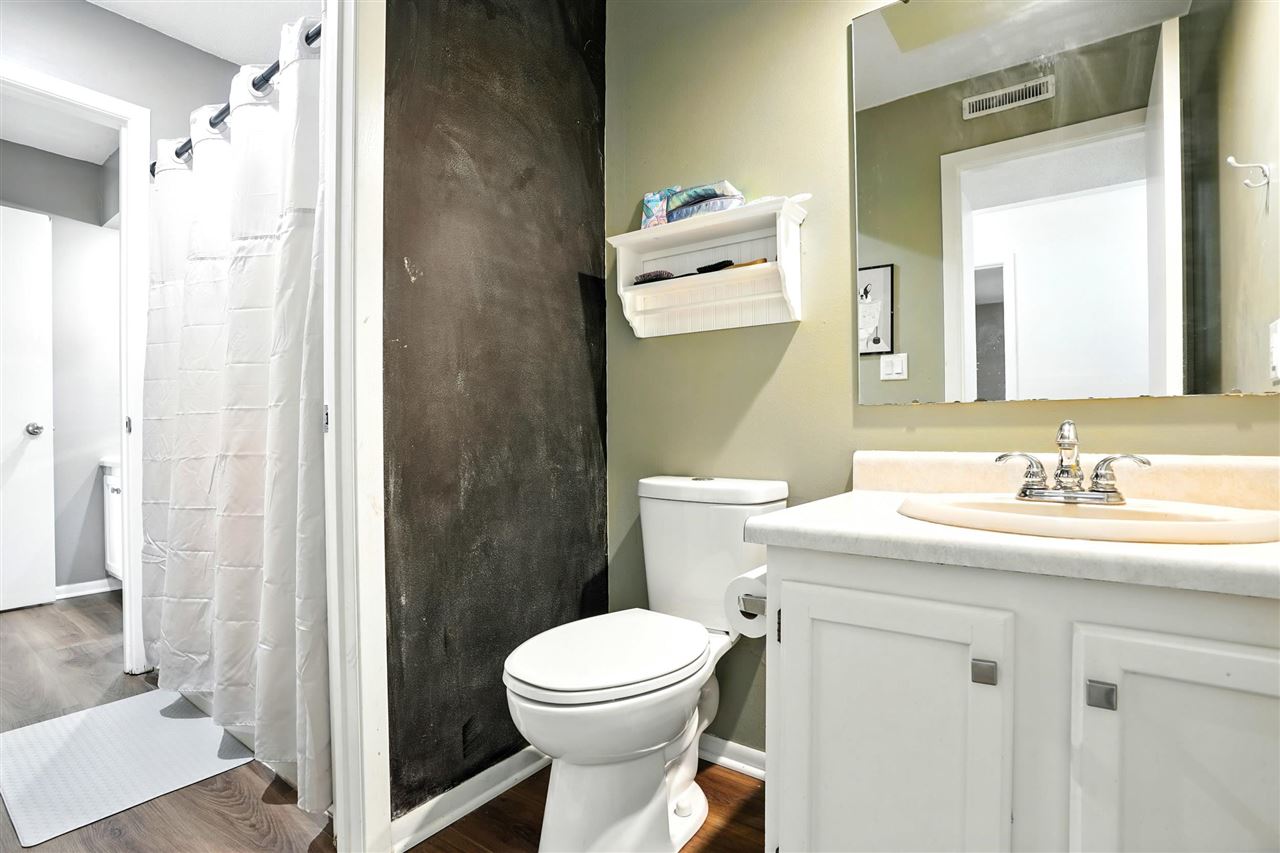 2040 Holiday Rd Unit: B1