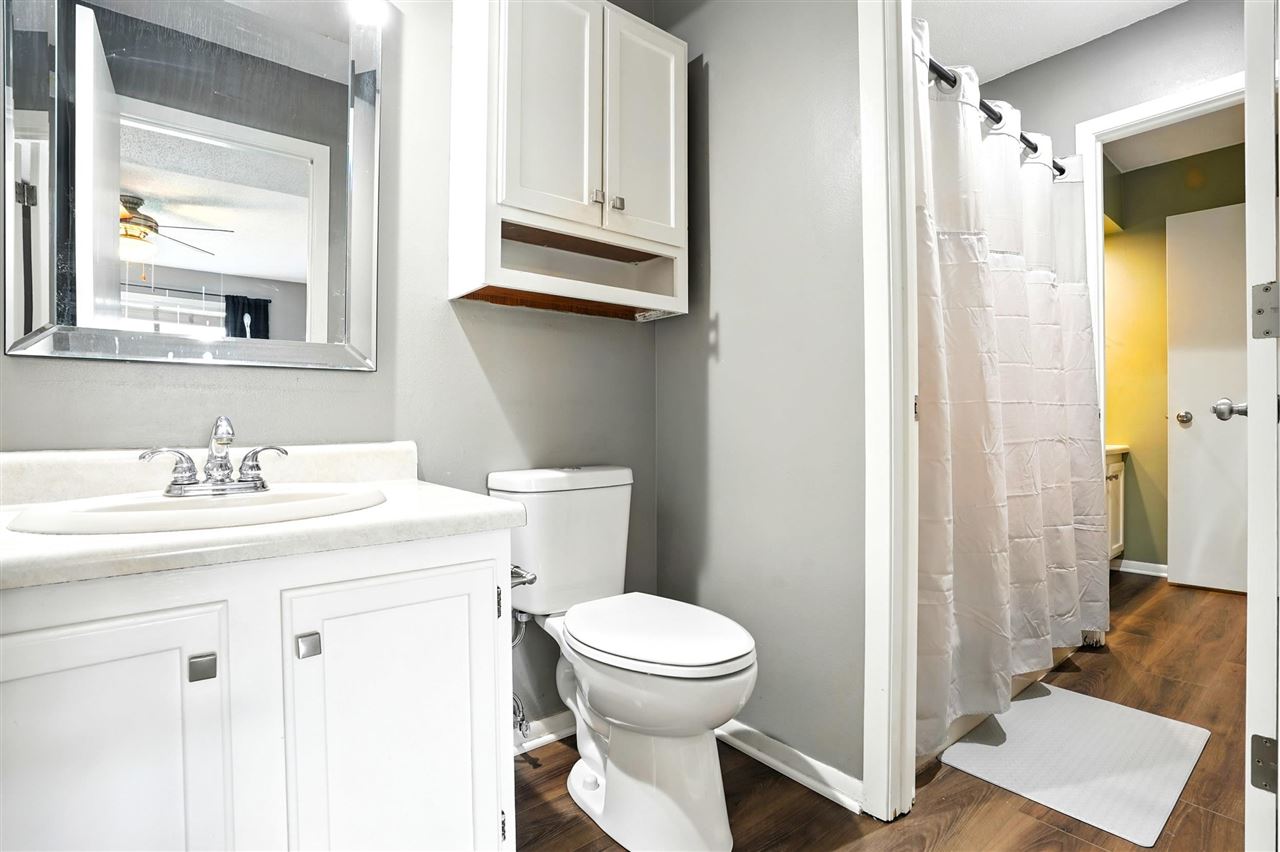 2040 Holiday Rd Unit: B1