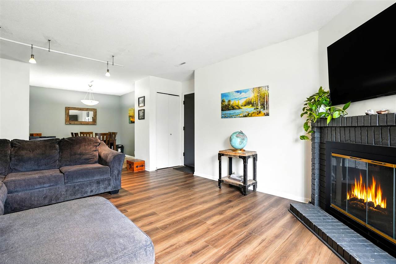 2040 Holiday Rd Unit: B1