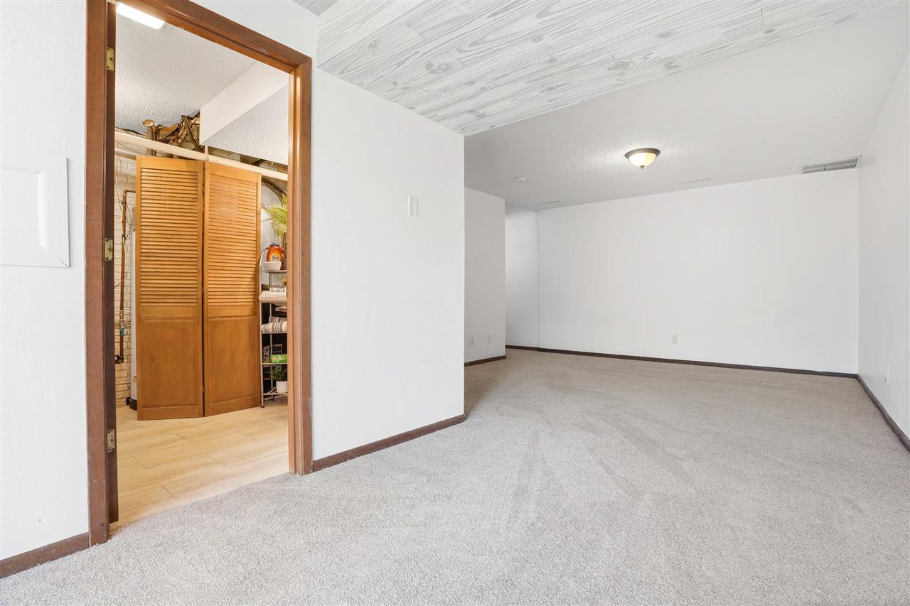 1335 Southview Cir