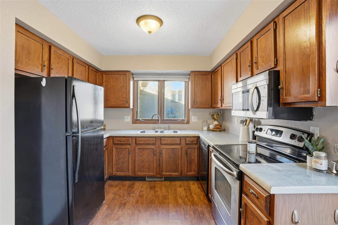 1335 Southview Cir