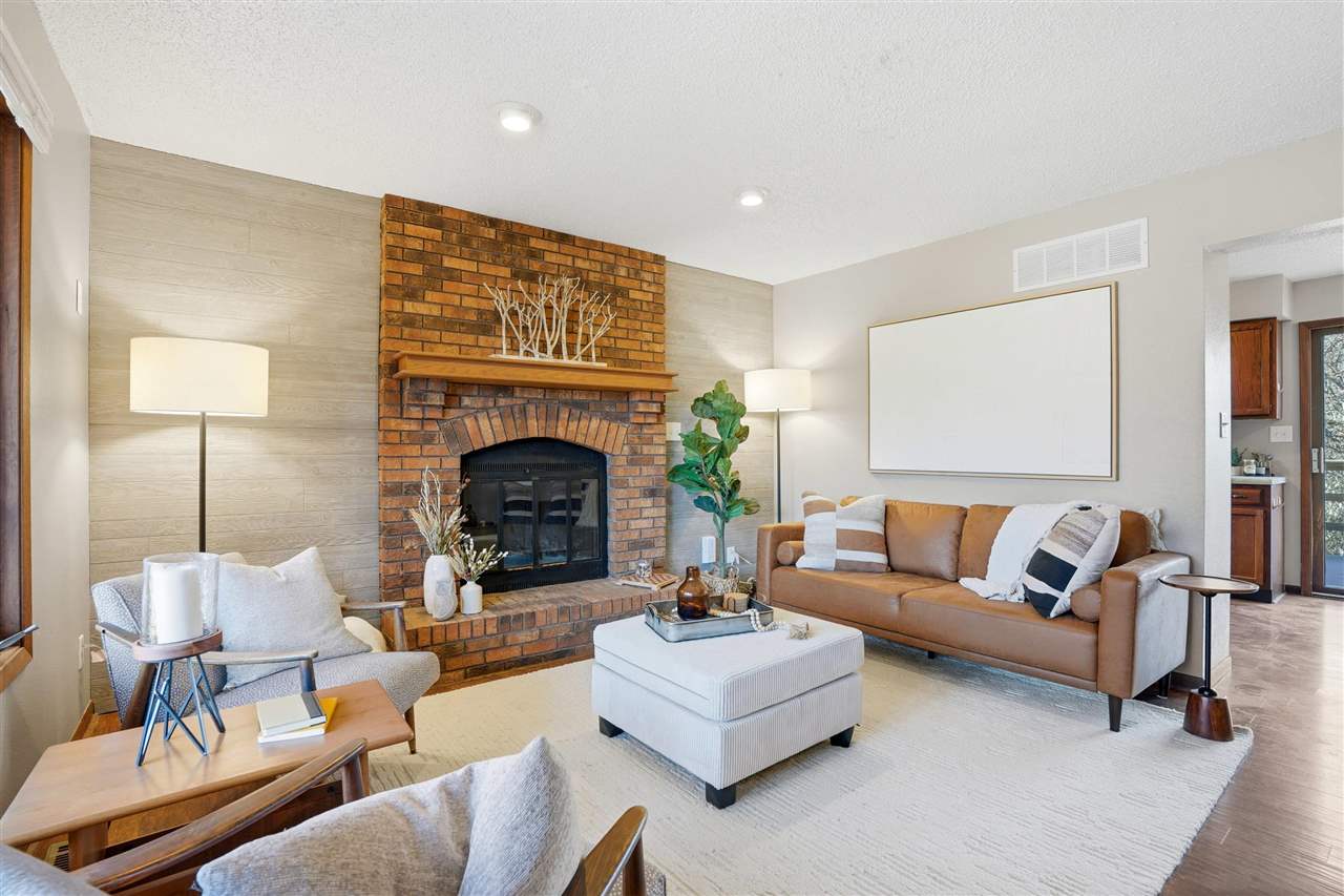 1335 Southview Cir