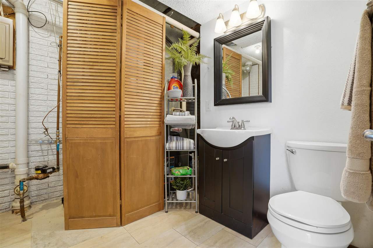 1335 Southview Cir