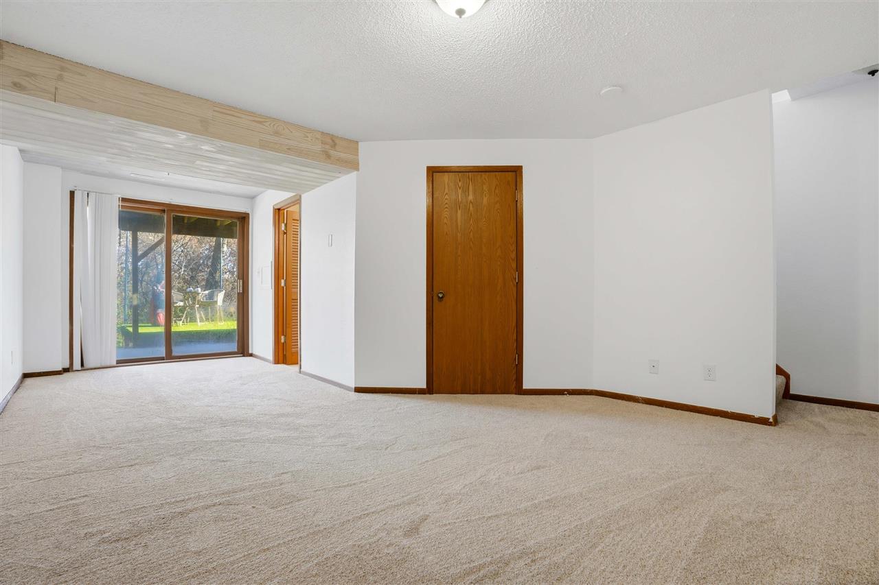 1335 Southview Cir