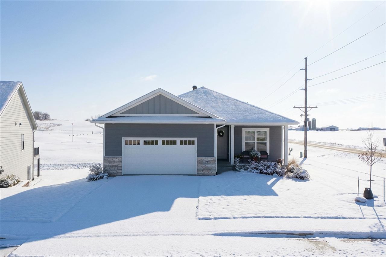 916 Long Dr