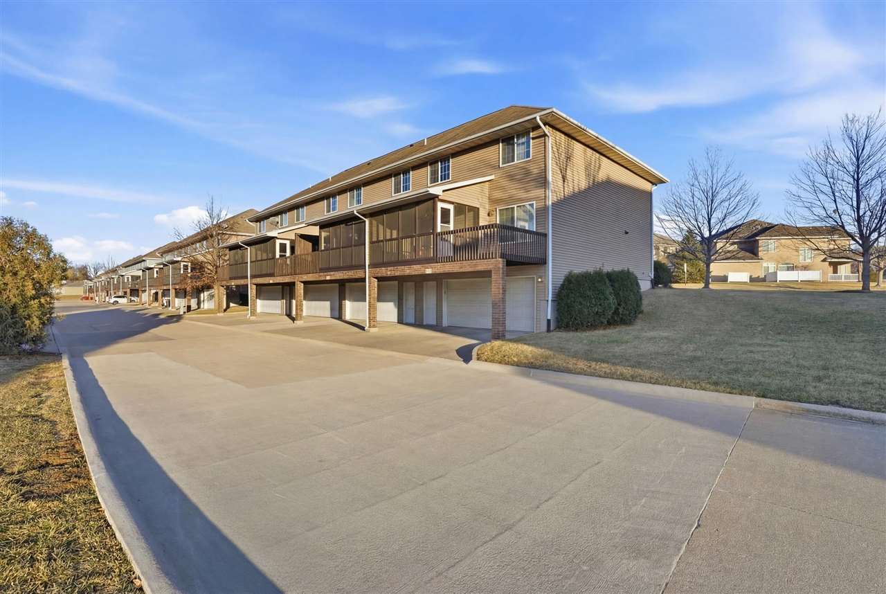 355 Huntington Dr