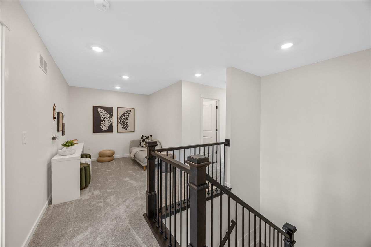 1322 Isabelle Lane