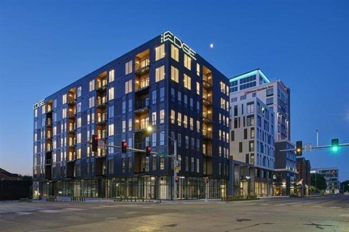 300 S Clinton St Unit: 507