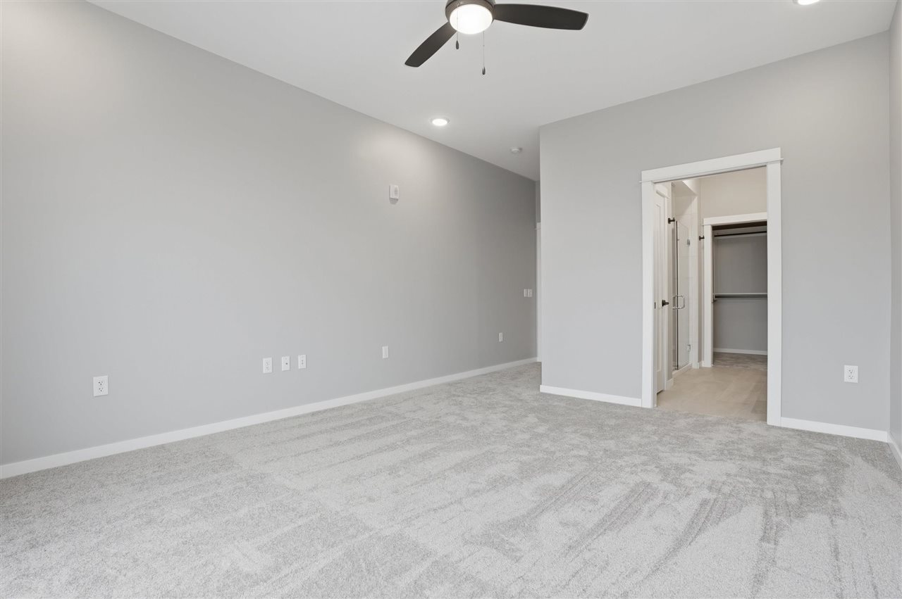 300 S Clinton St Unit: 706