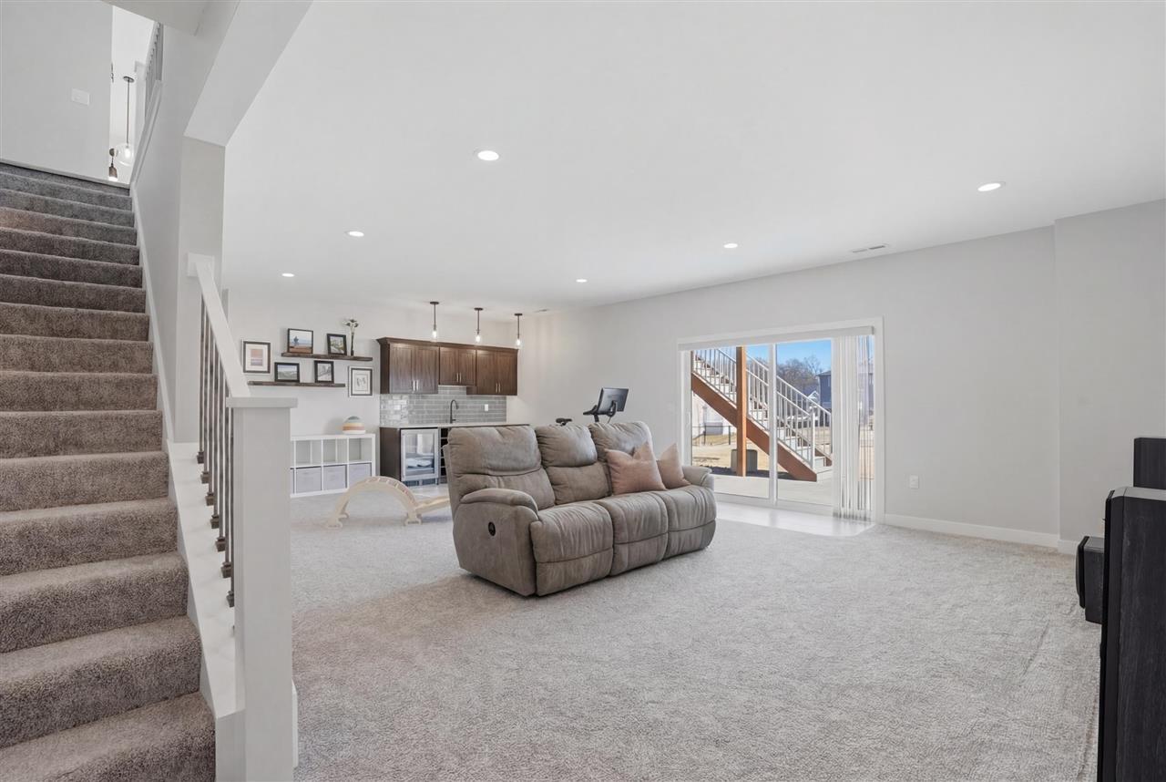 1288 Kona Cir