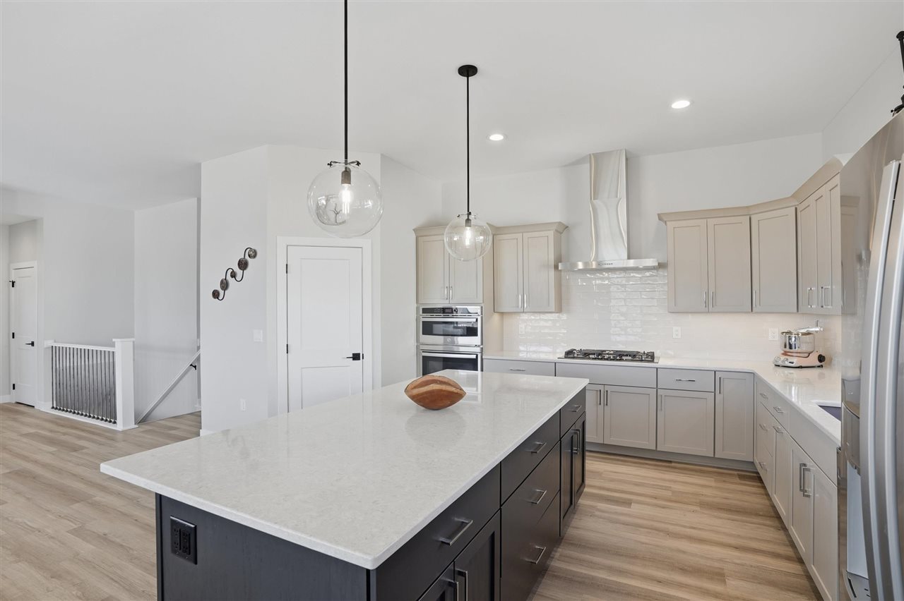 1288 Kona Cir