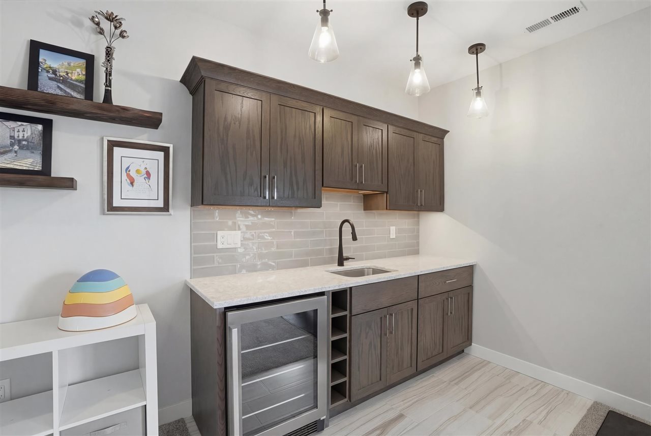 1288 Kona Cir