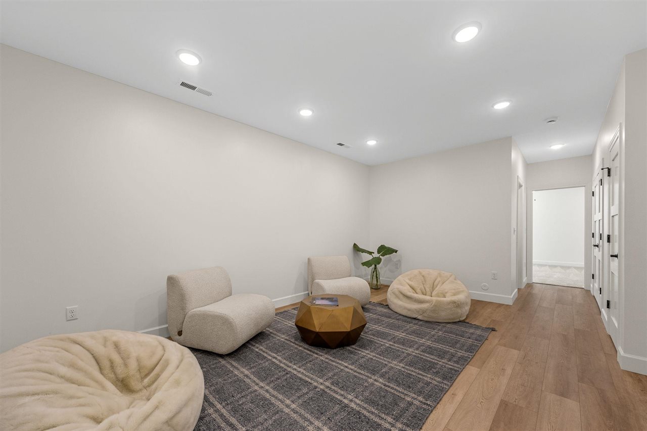 3014 Tommy Ln