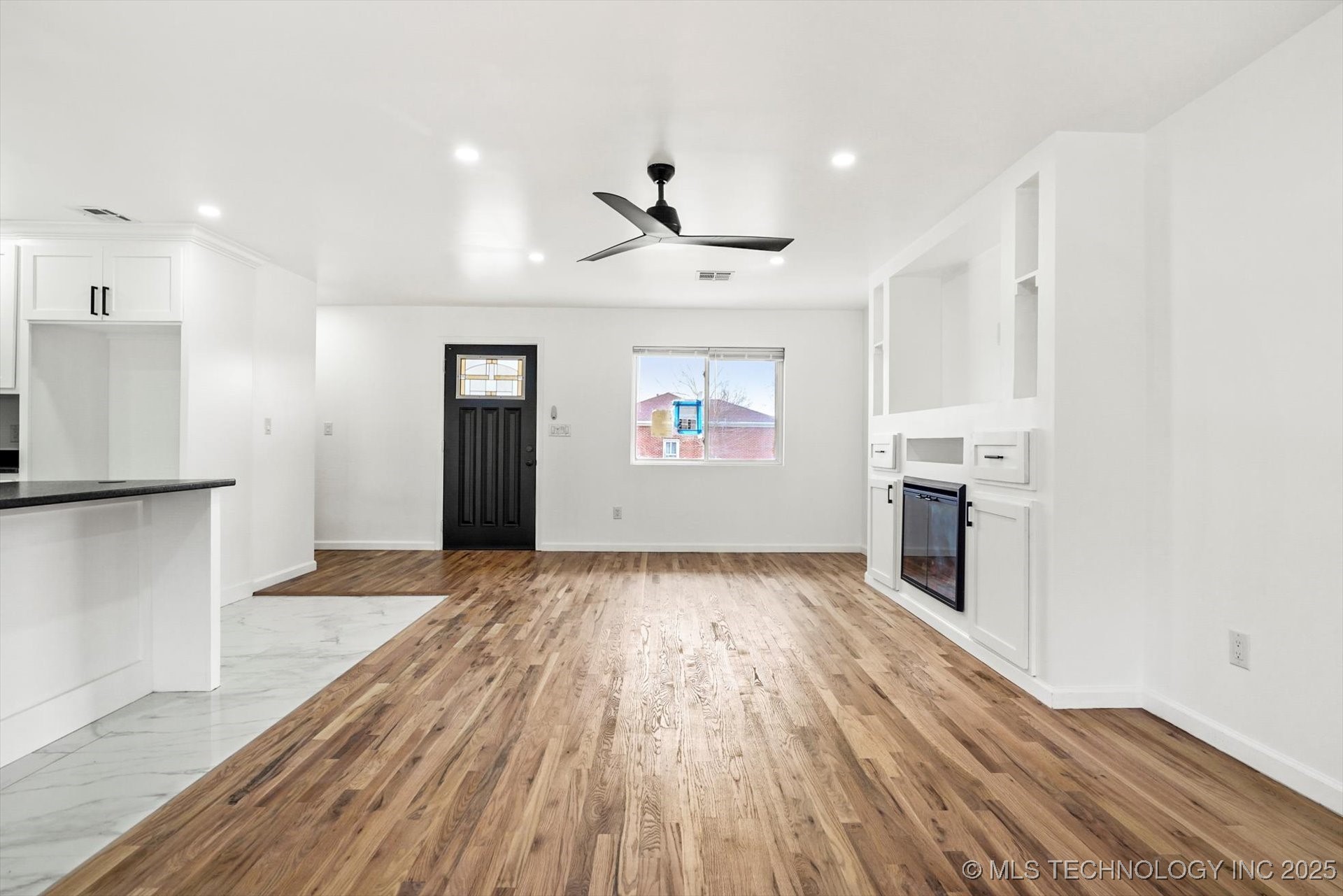 10907 E 4th Place
