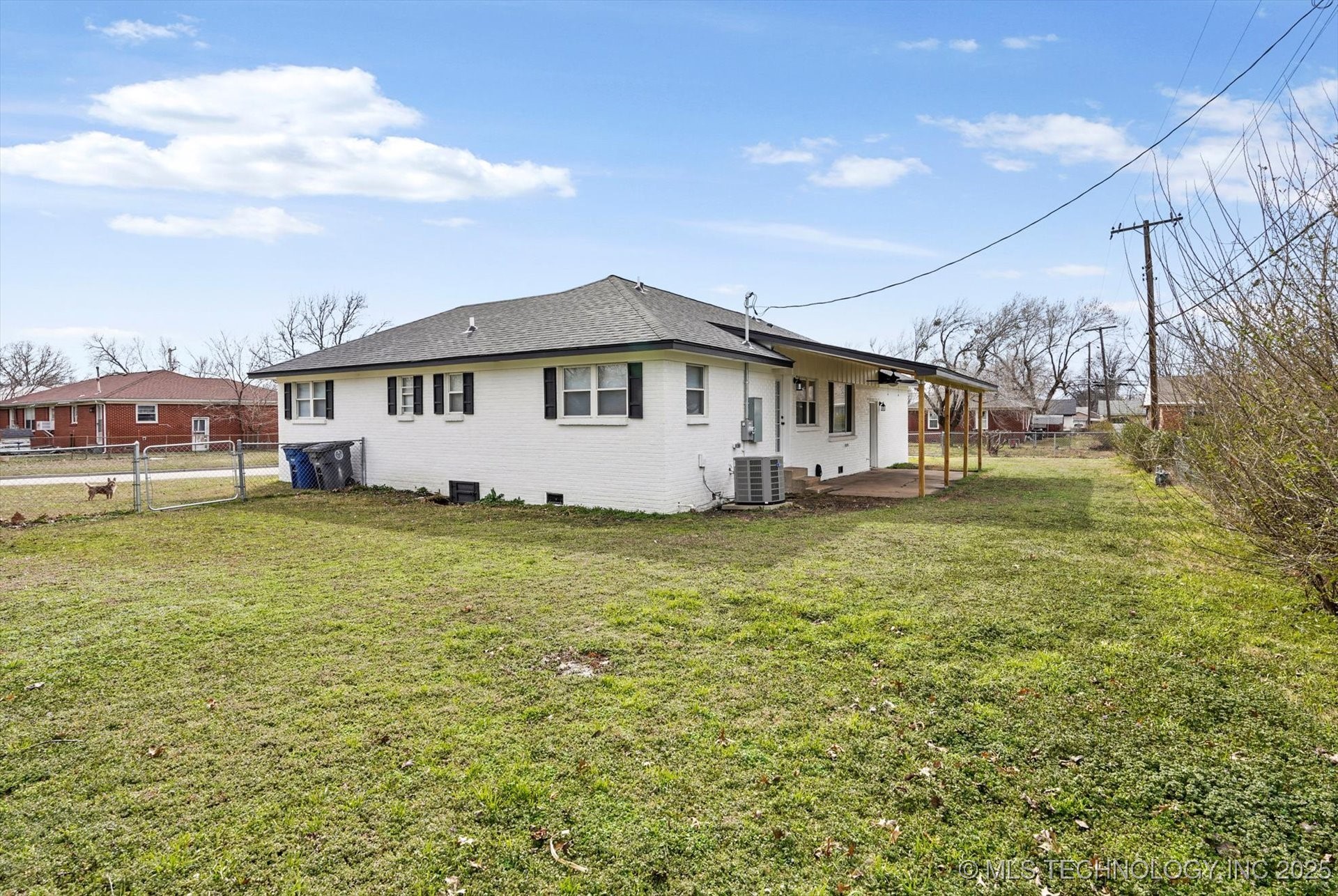 10907 E 4th Place