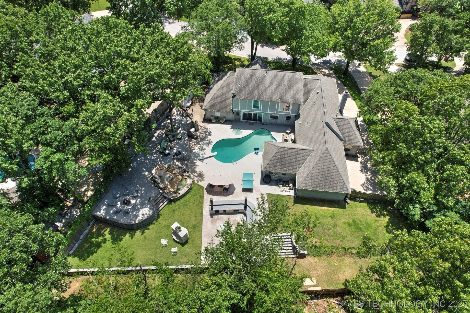 4335 E 87th Street