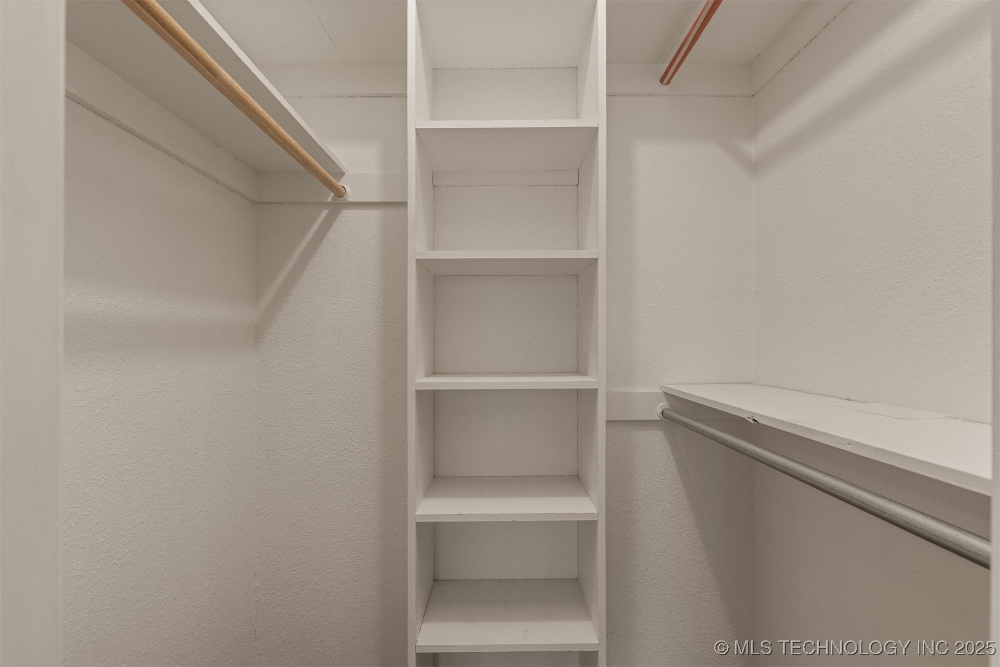 300 S Hemlock Avenue