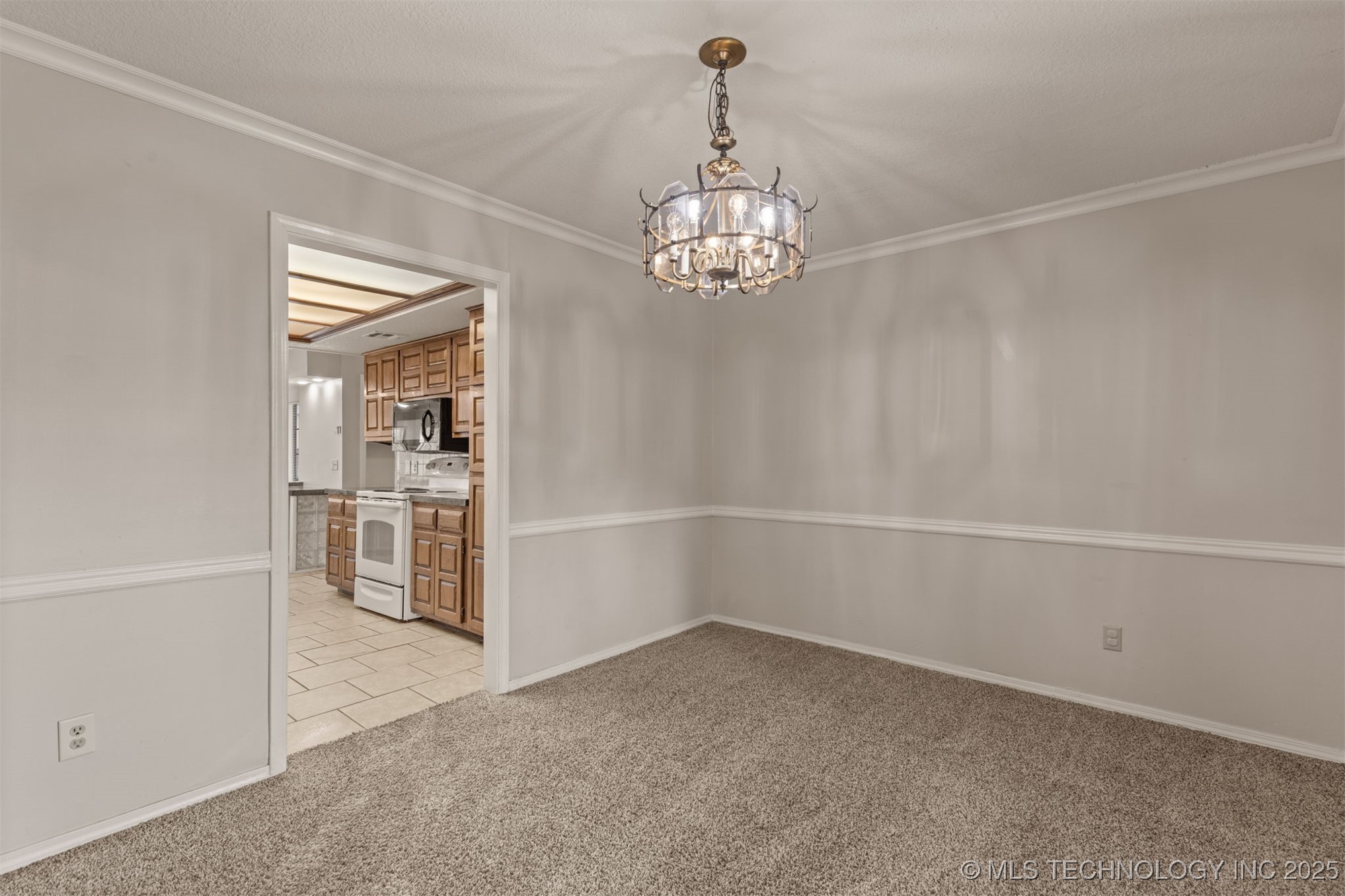 300 S Hemlock Avenue