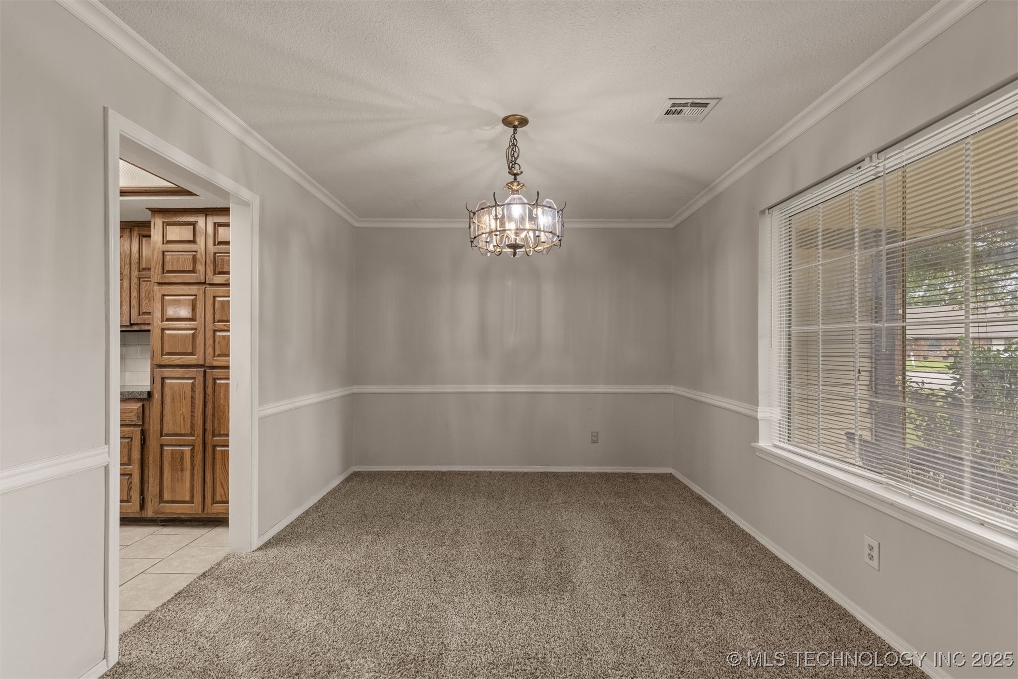 300 S Hemlock Avenue