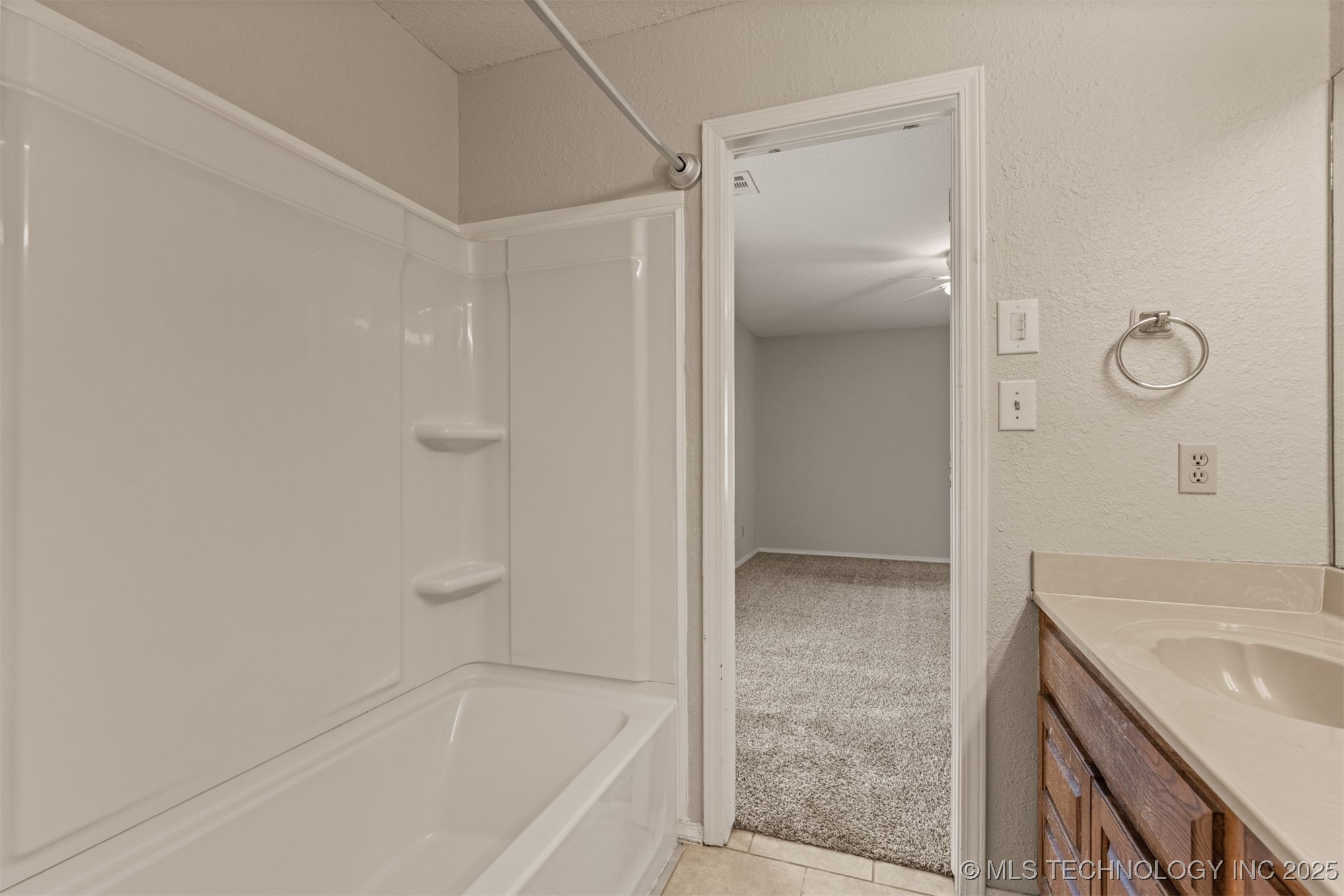 300 S Hemlock Avenue