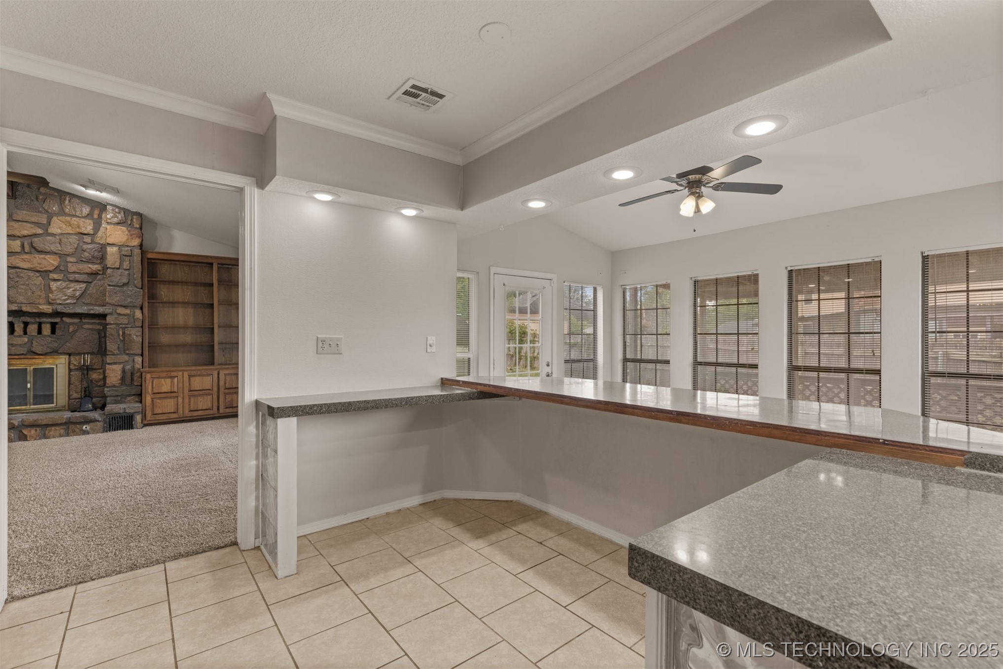 300 S Hemlock Avenue