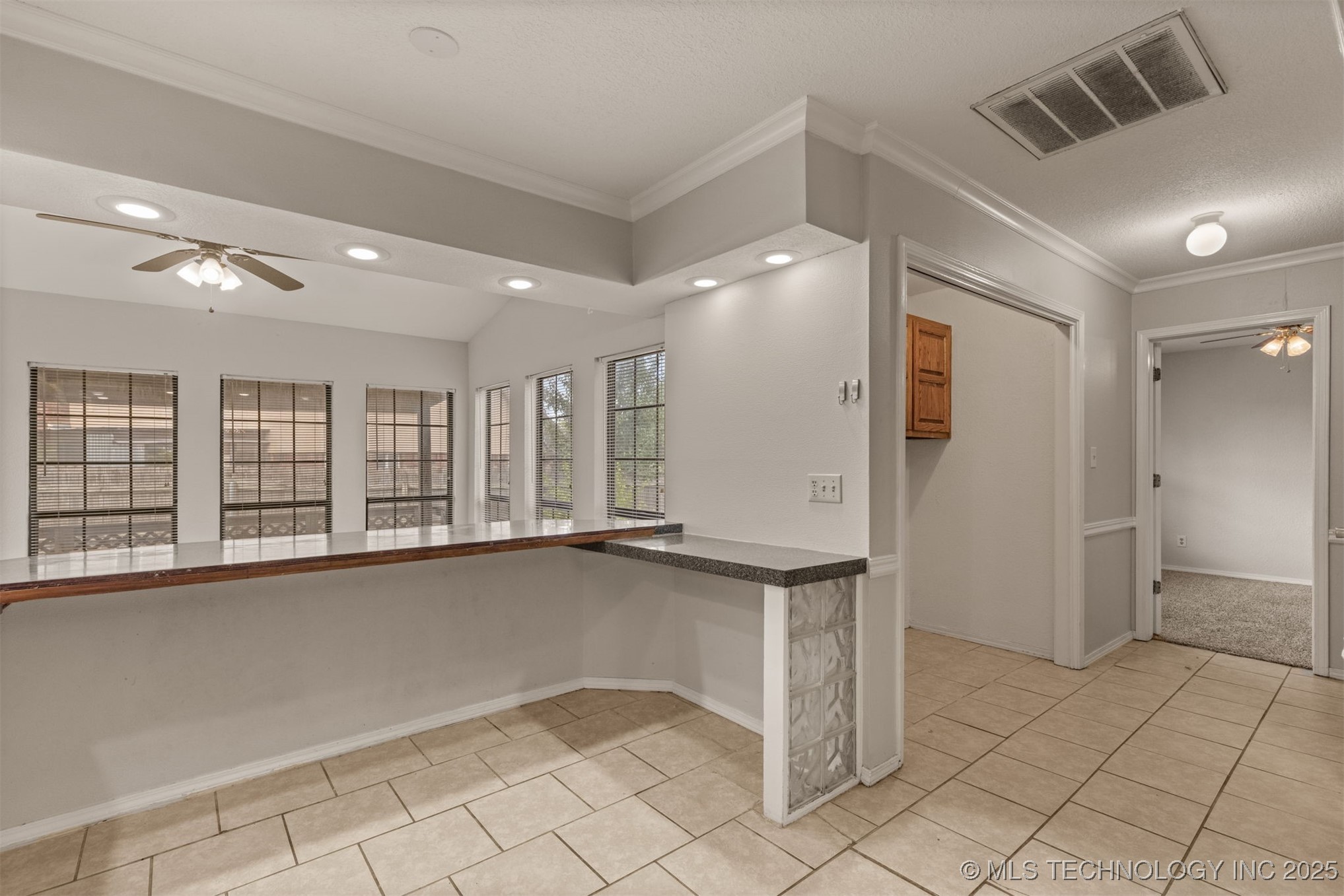 300 S Hemlock Avenue