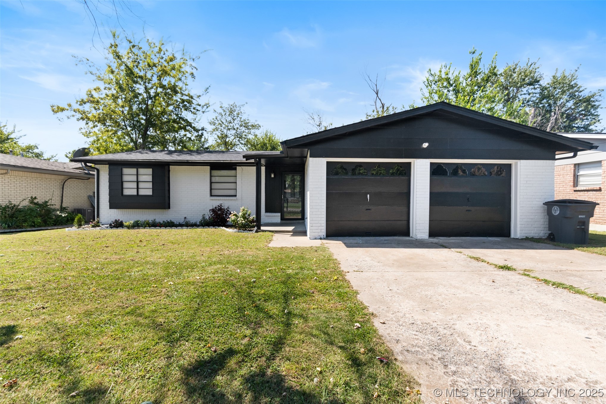 1716 S 125th East Avenue