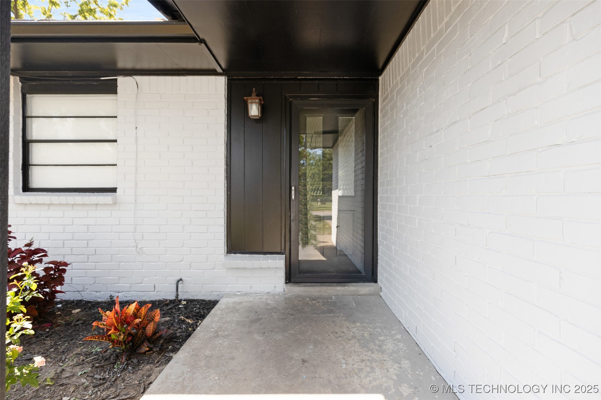 1716 S 125th East Avenue