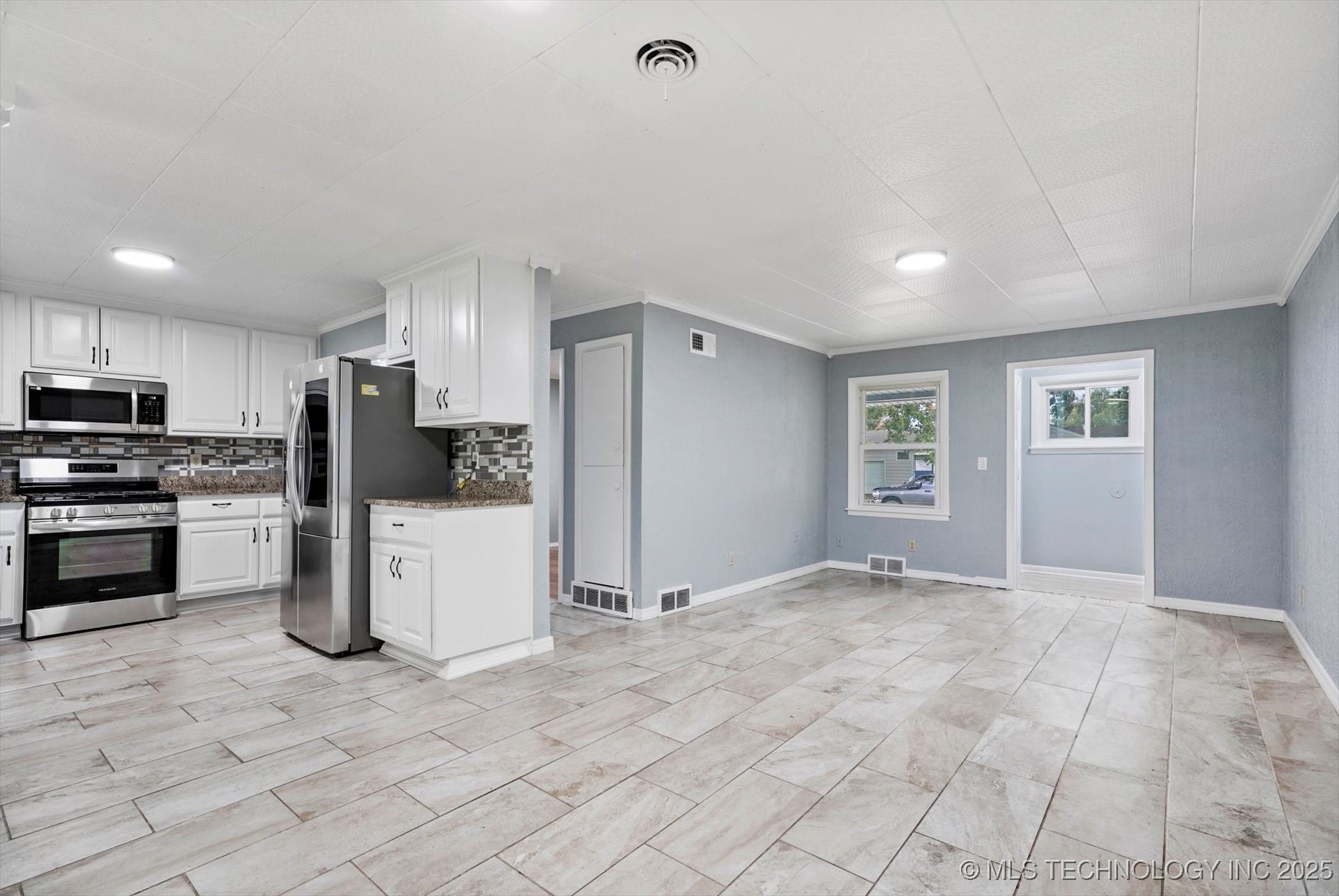 9129 E 3rd Place