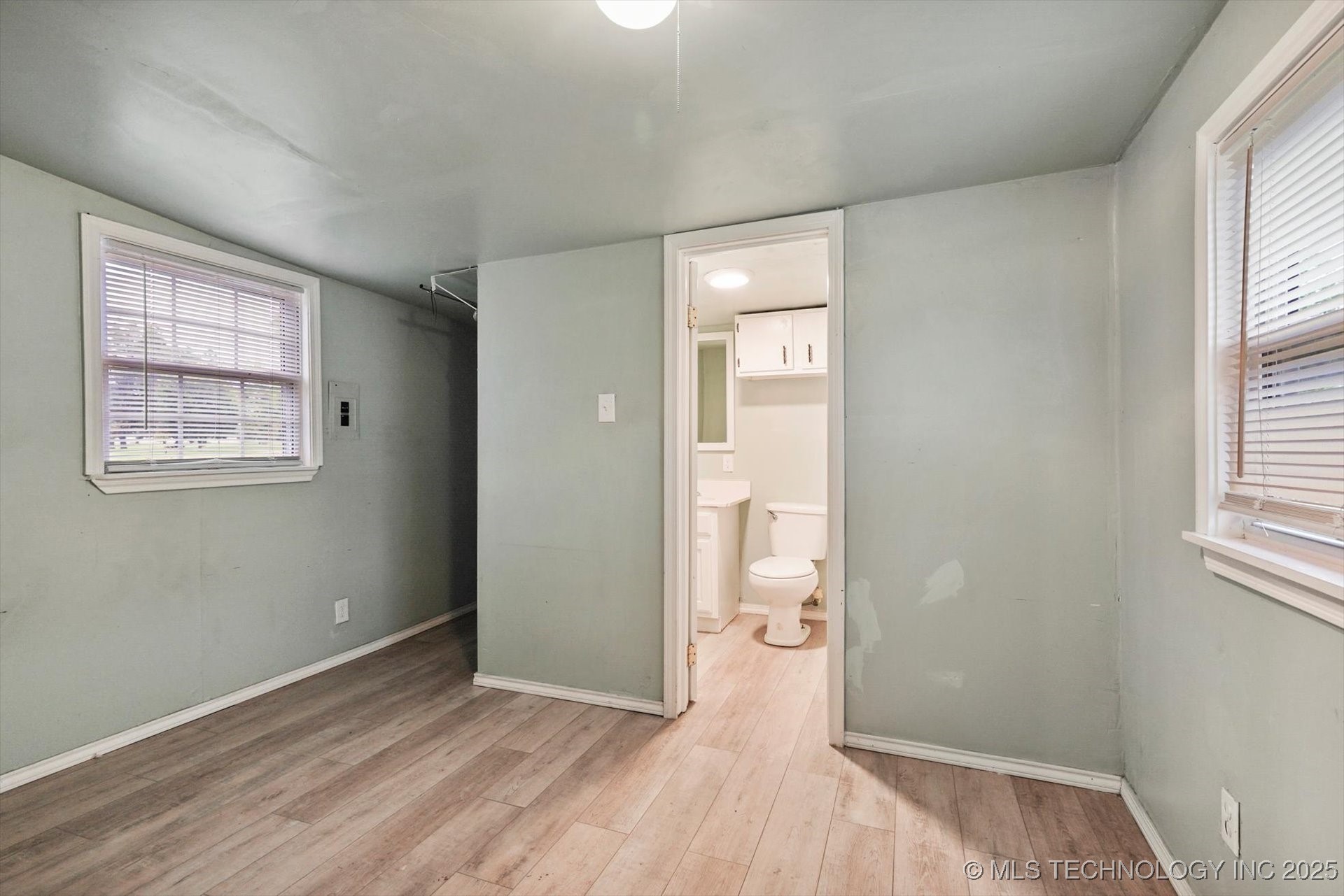 9129 E 3rd Place