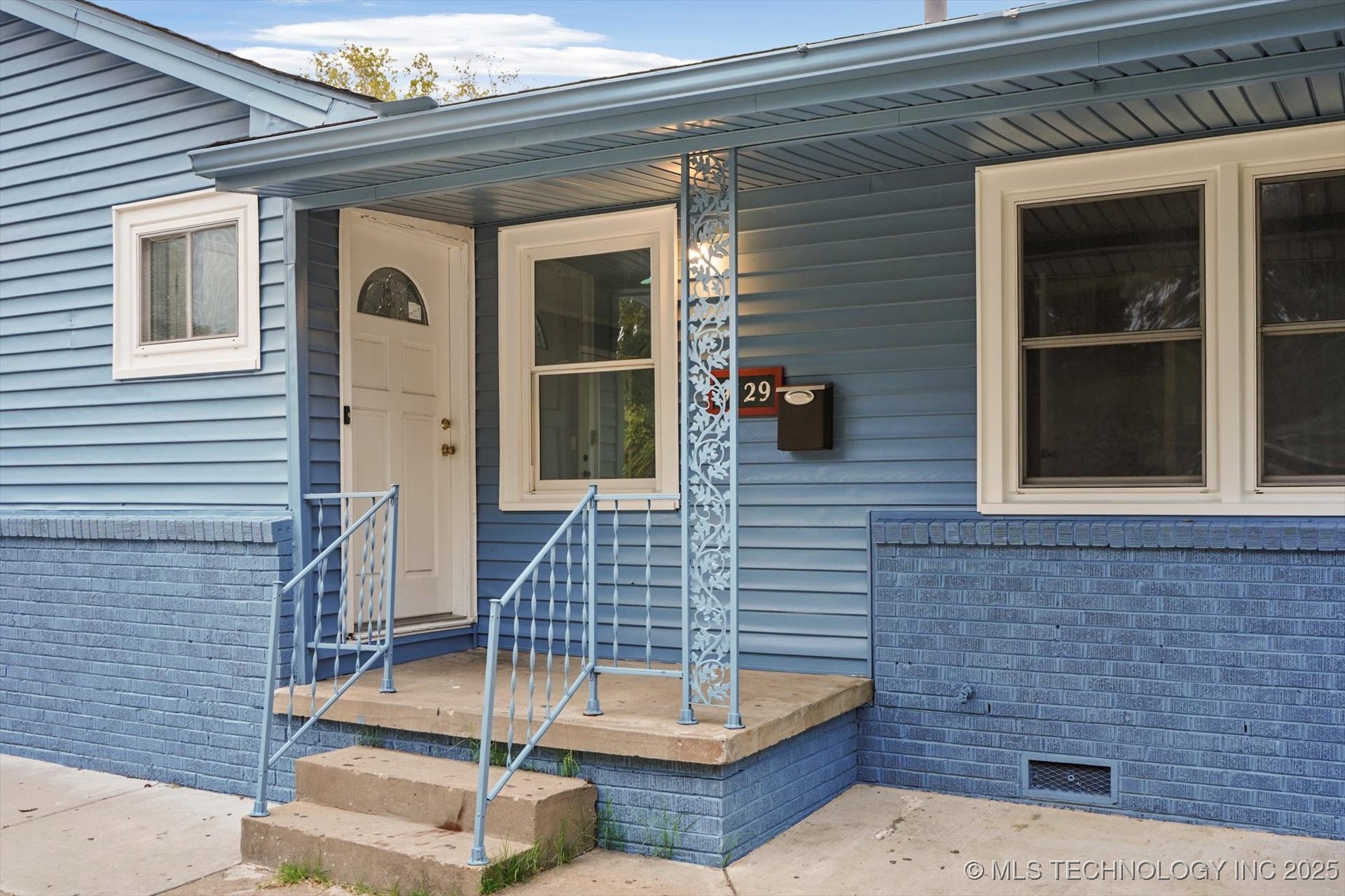 9129 E 3rd Place