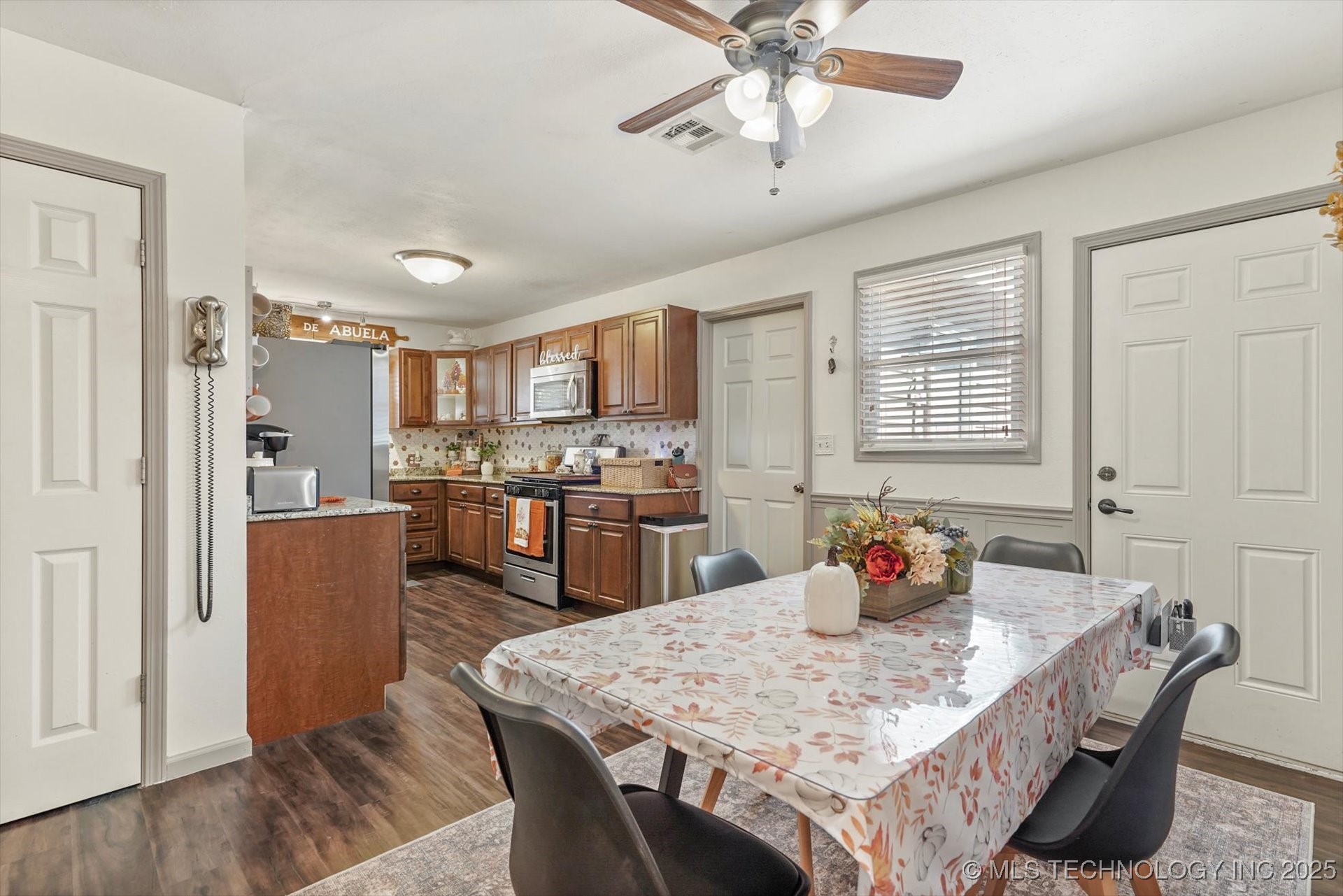 509 W Knoxville Street