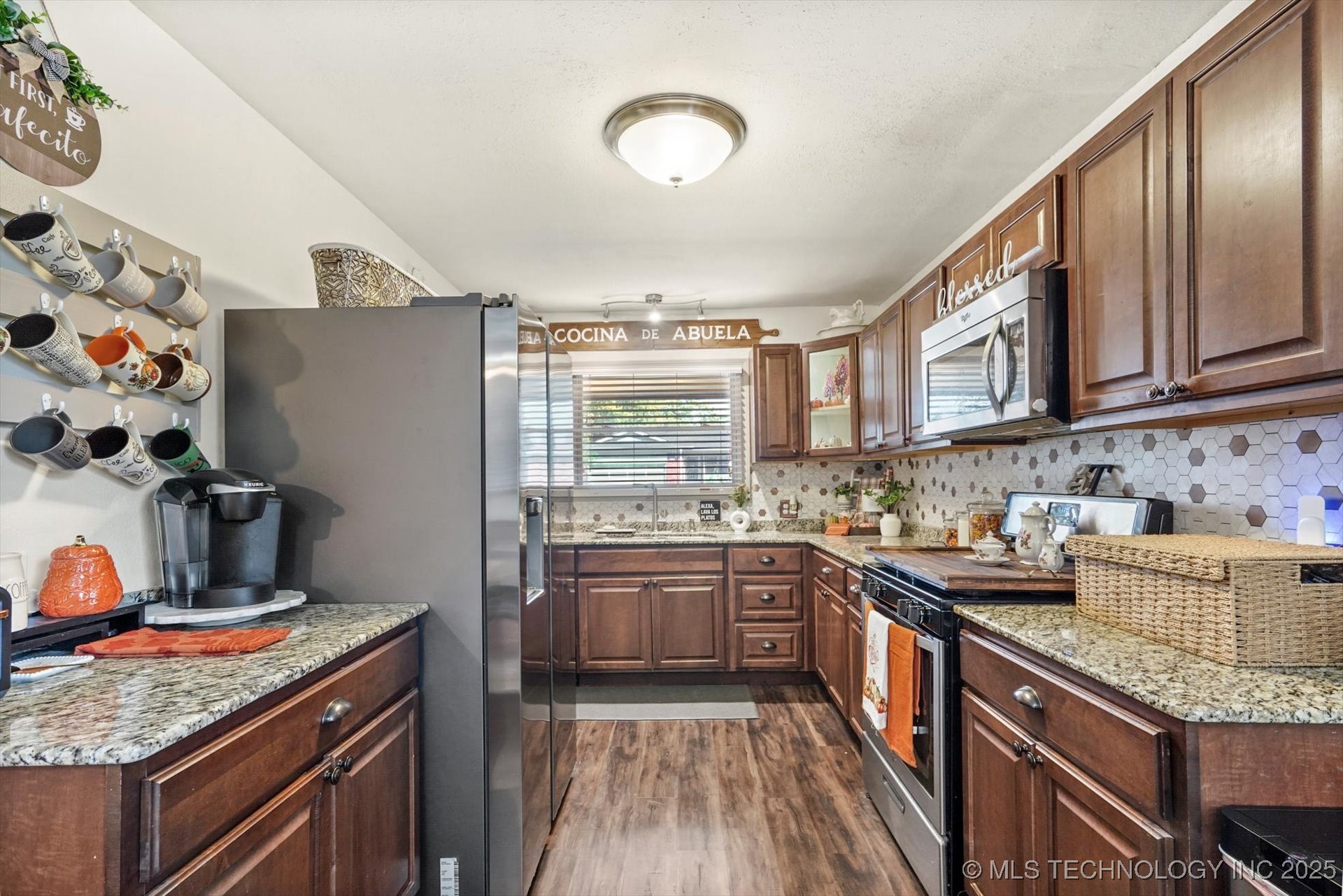 509 W Knoxville Street