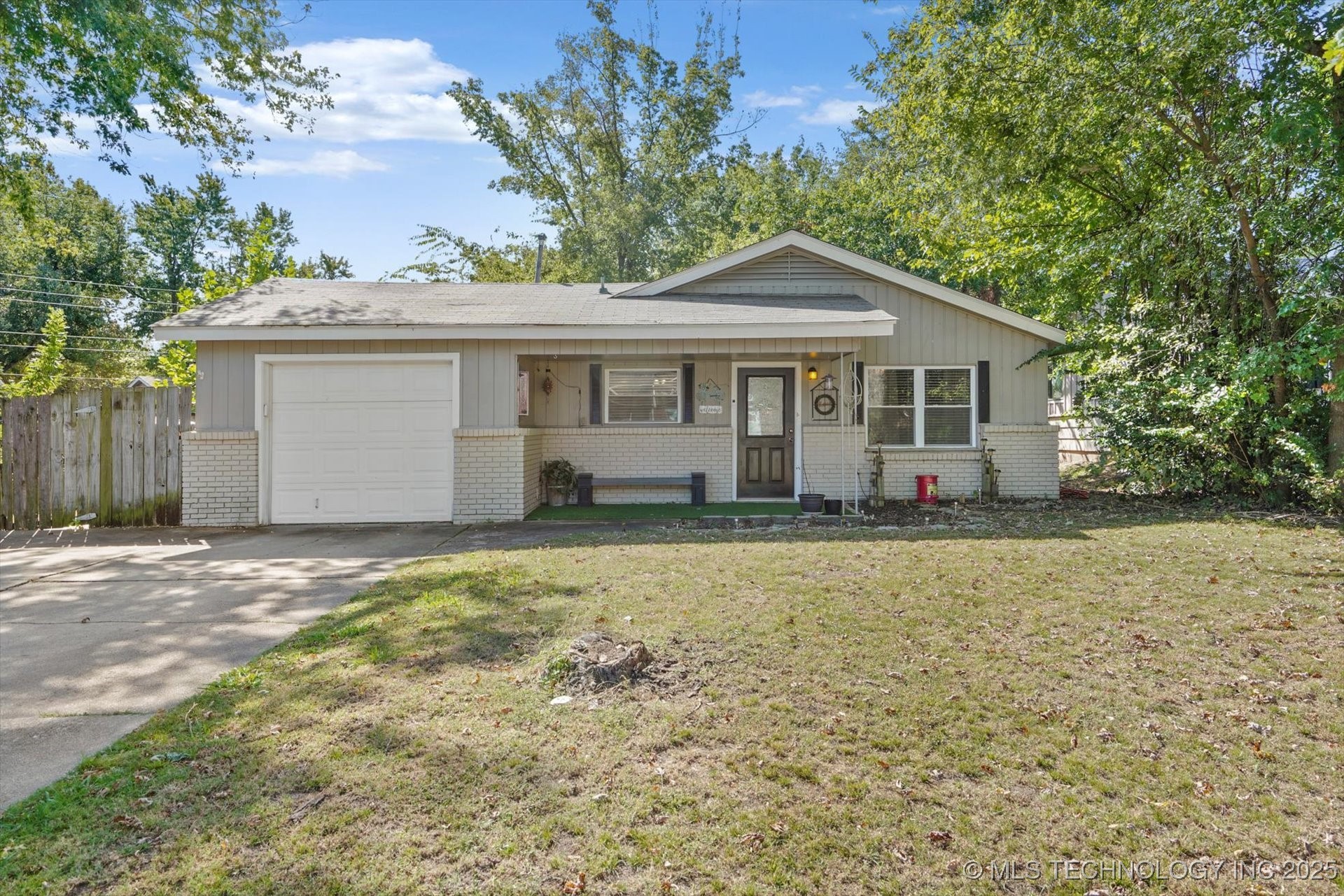 509 W Knoxville Street