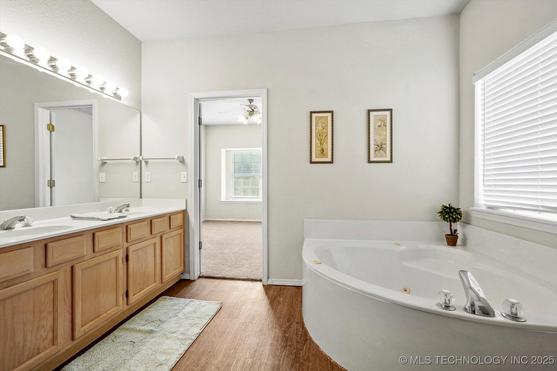 3309 W Freeport Street