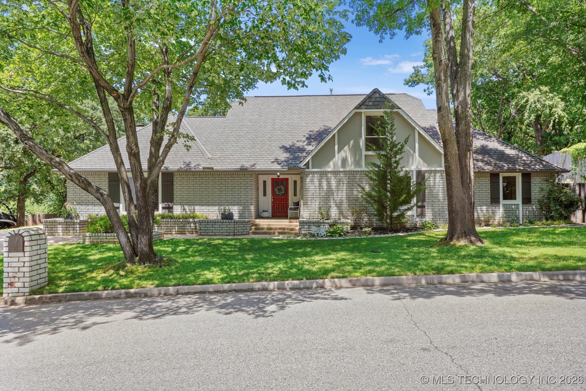 4335 E 87th Street
