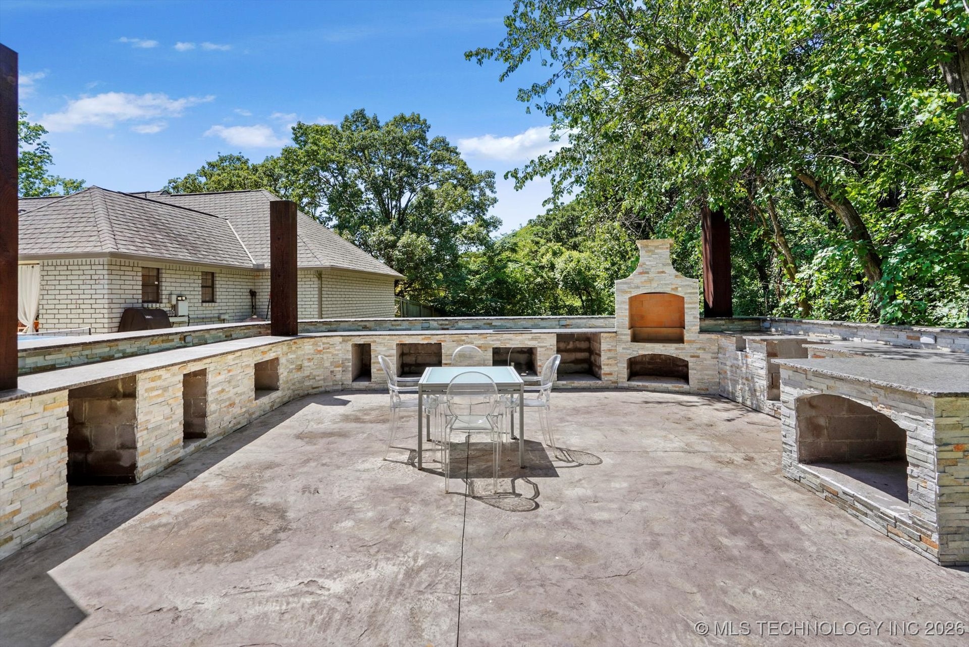 4335 E 87th Street