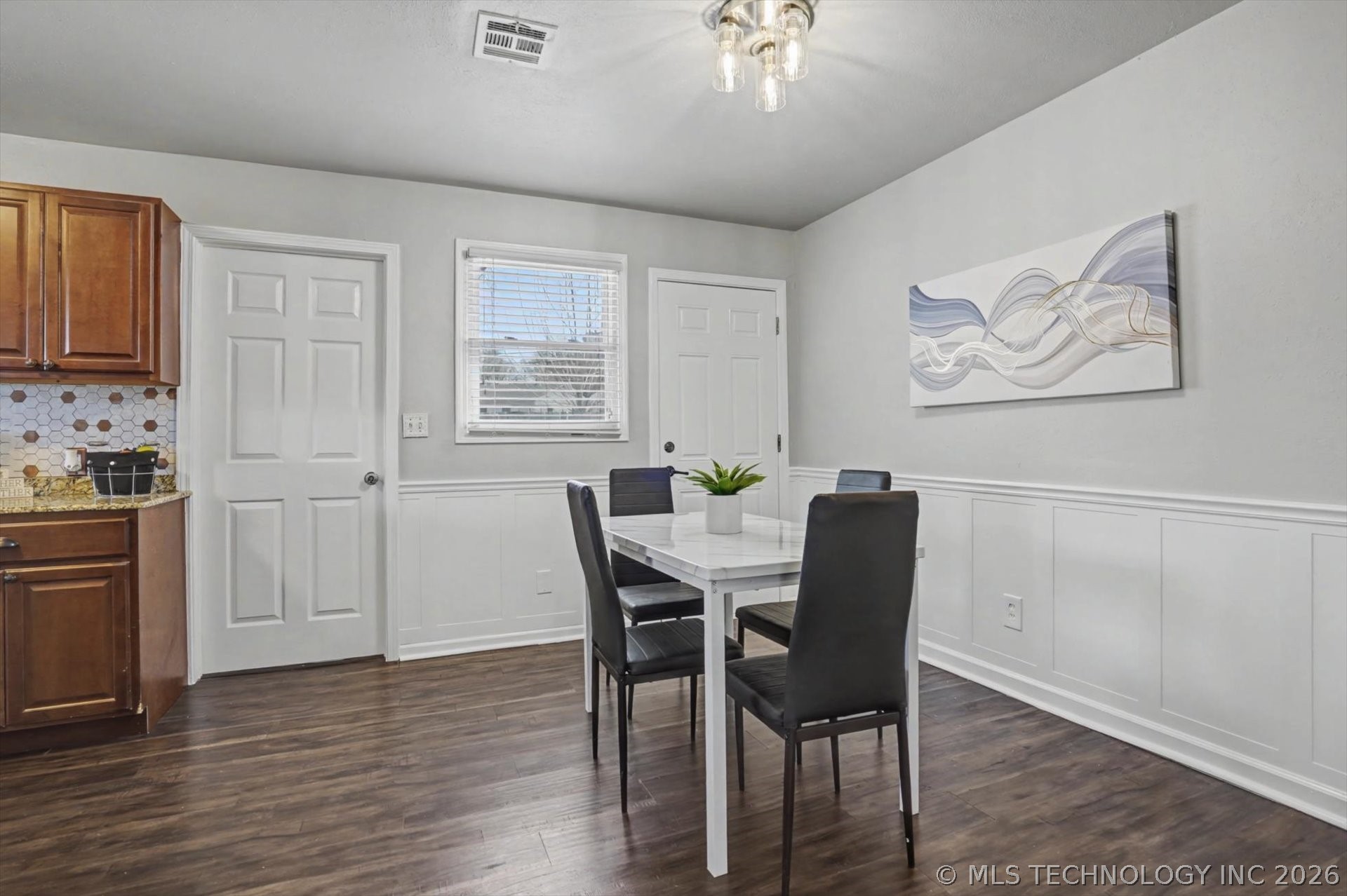 509 W Knoxville Street