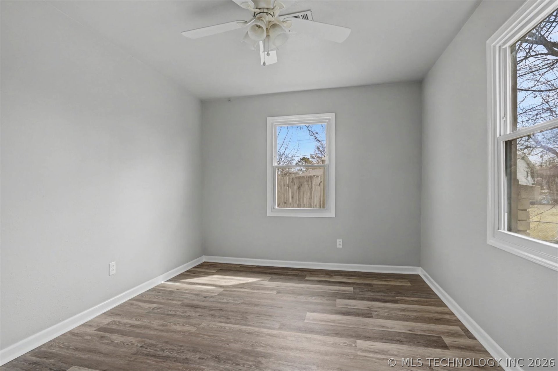 509 W Knoxville Street