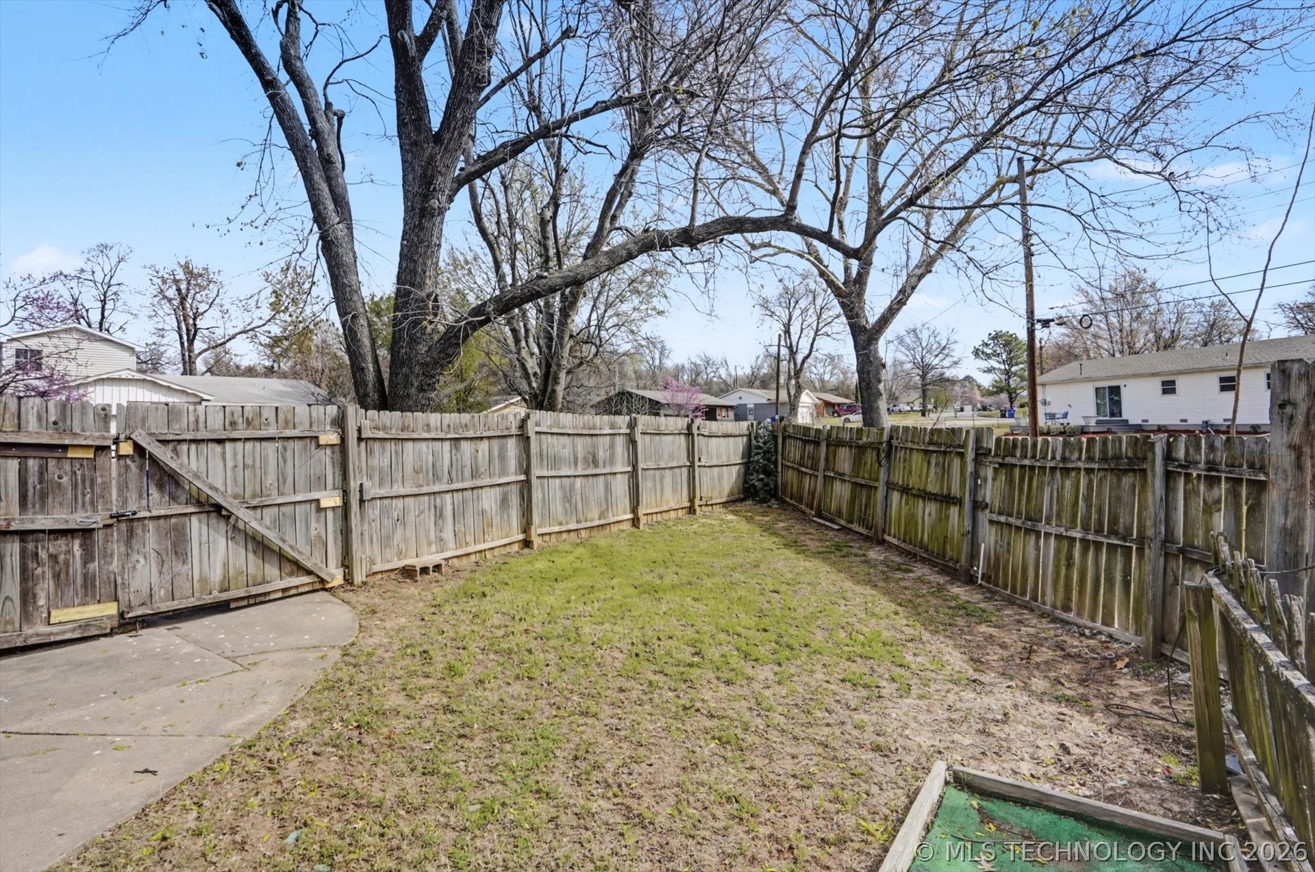 509 W Knoxville Street