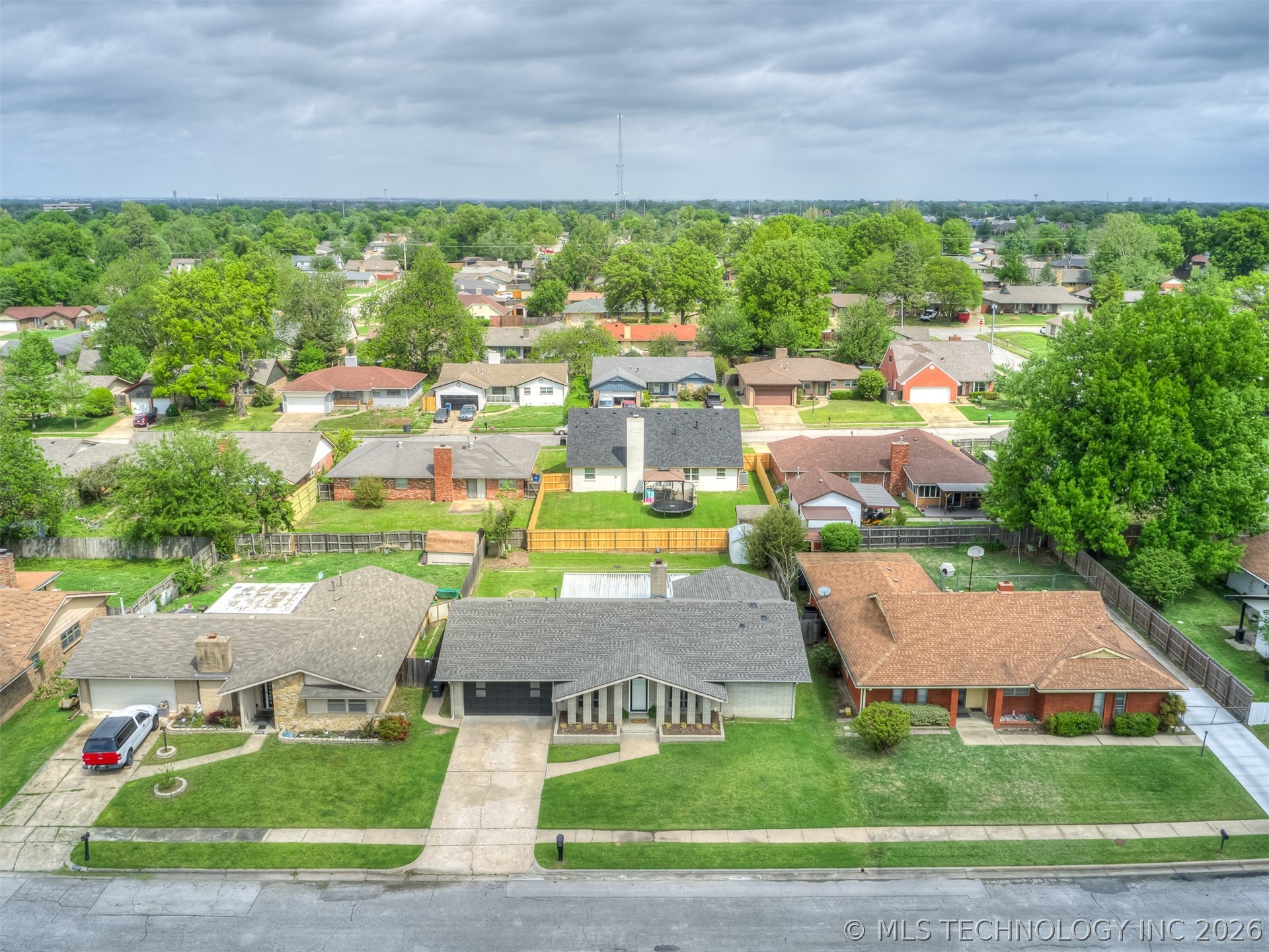 10931 E 28th Place