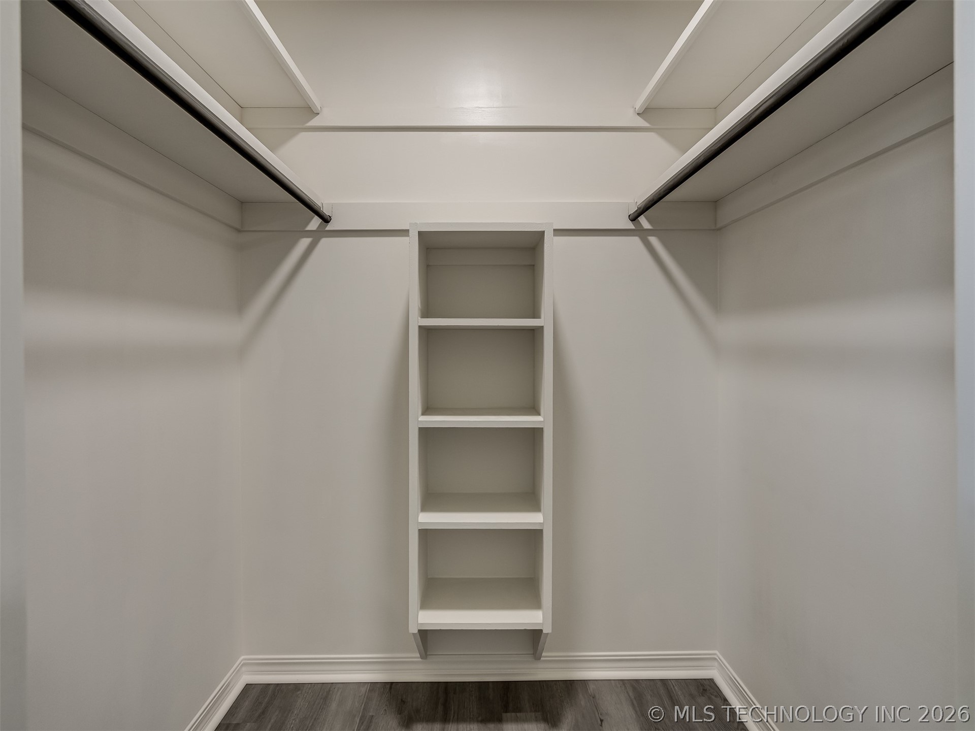 10931 E 28th Place