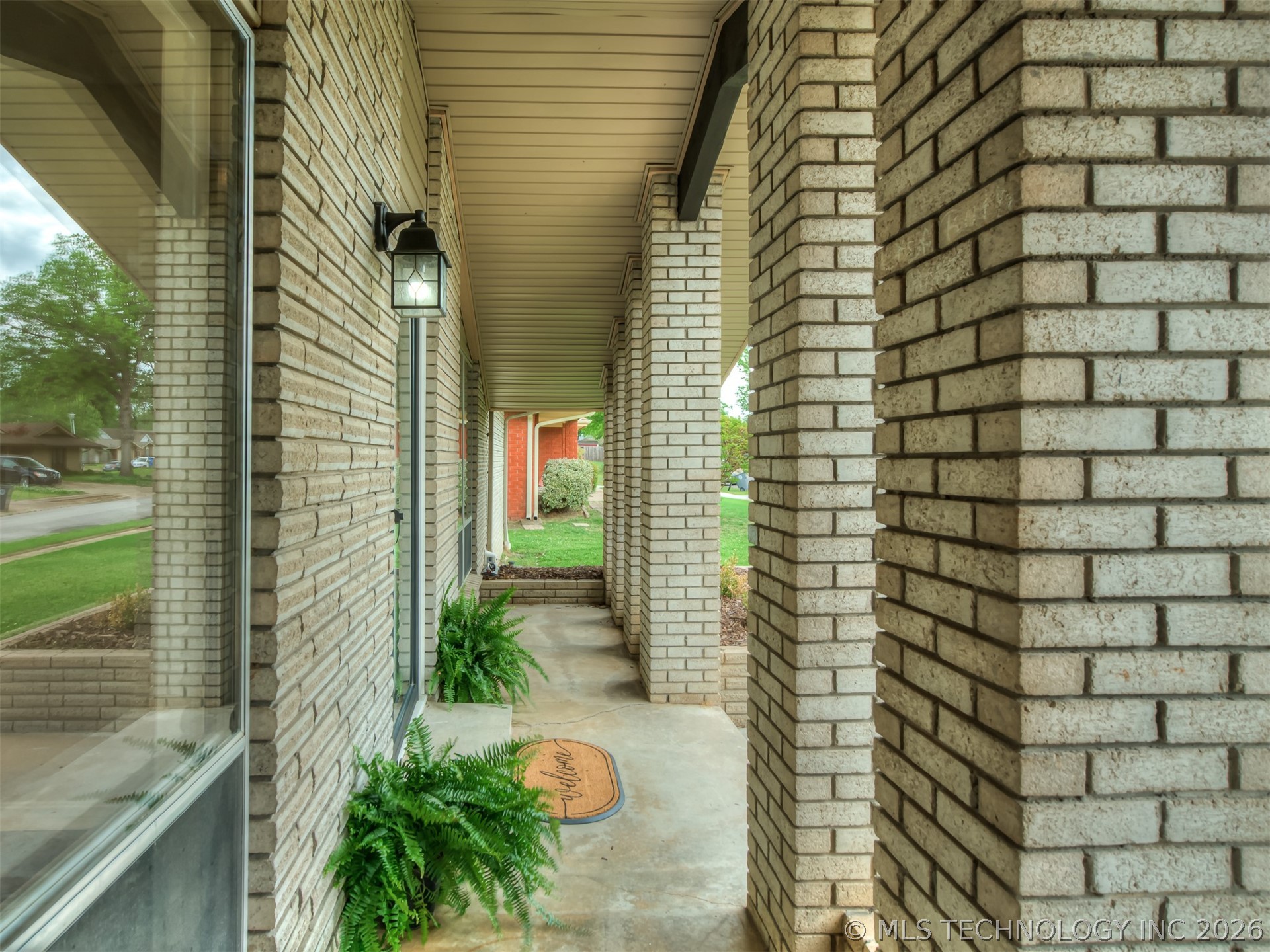10931 E 28th Place