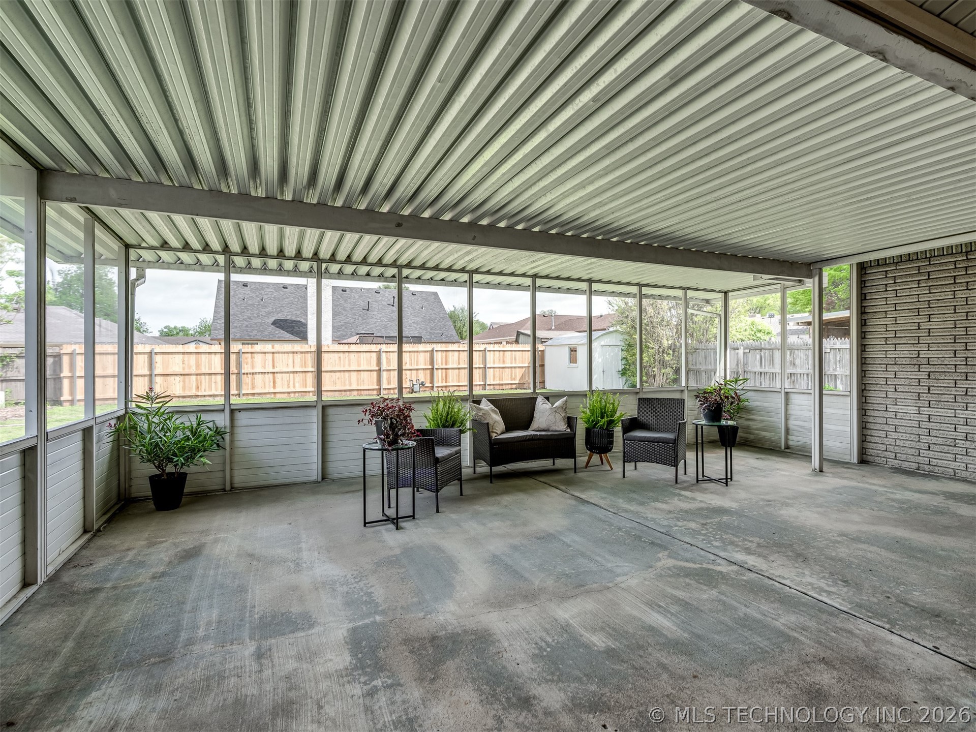 10931 E 28th Place