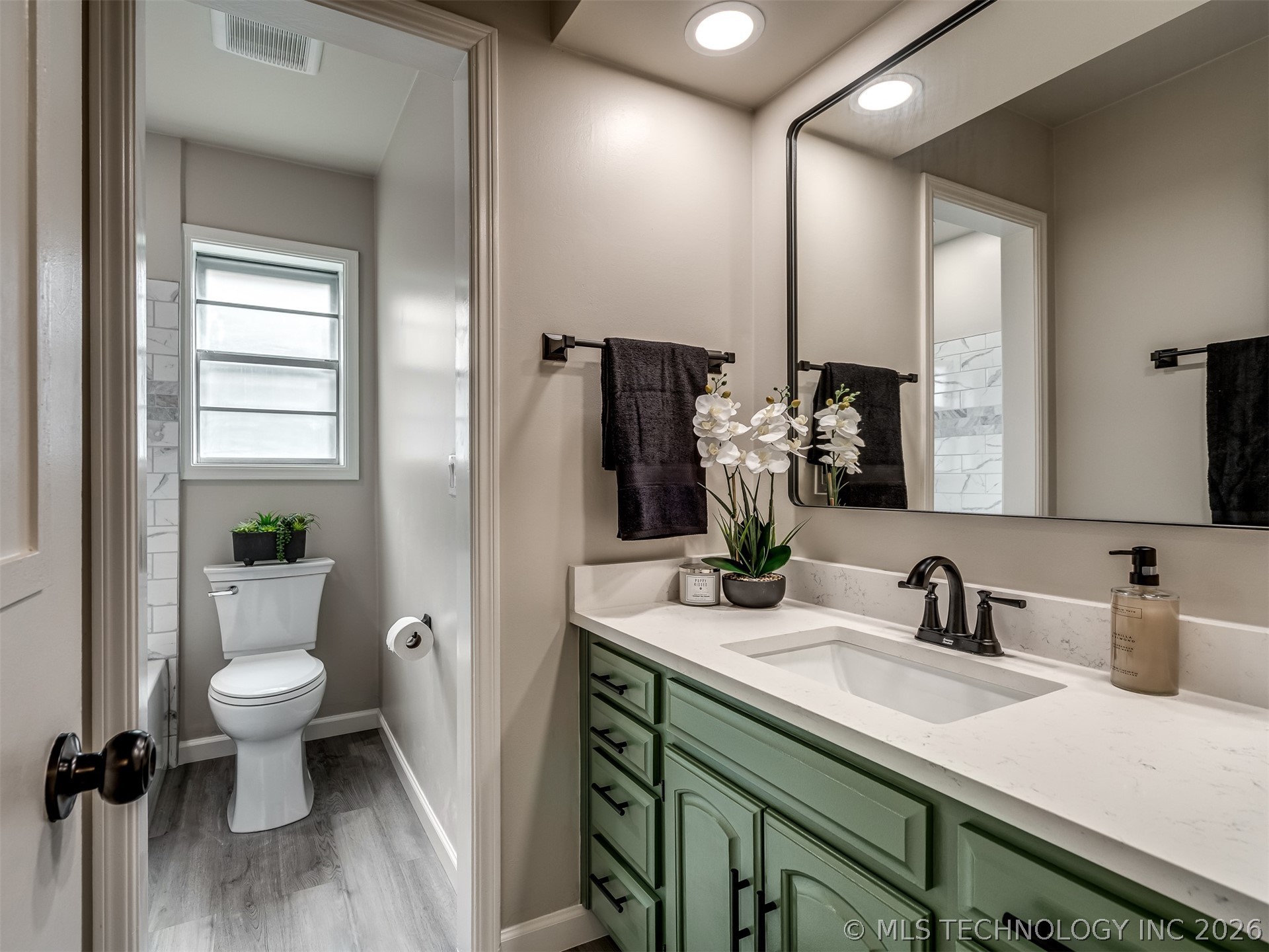 10931 E 28th Place