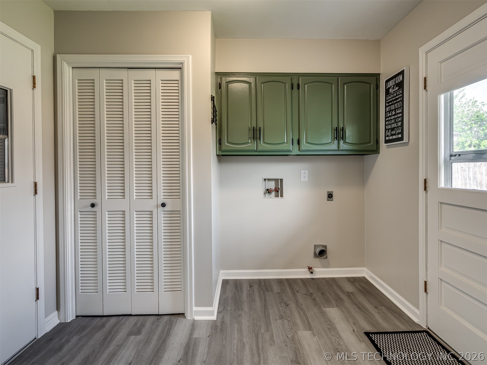 10931 E 28th Place